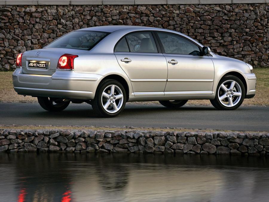  Toyota Avensis Sedan 2006 года  (ZA) (фото 6 из 13)